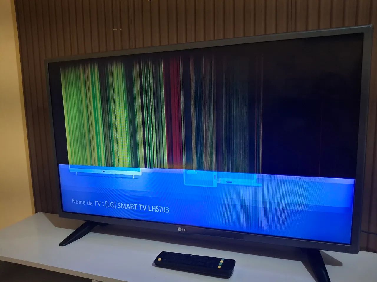 VENDO SMART TV LG 32 POLEGADAS  Leia o anuncio...