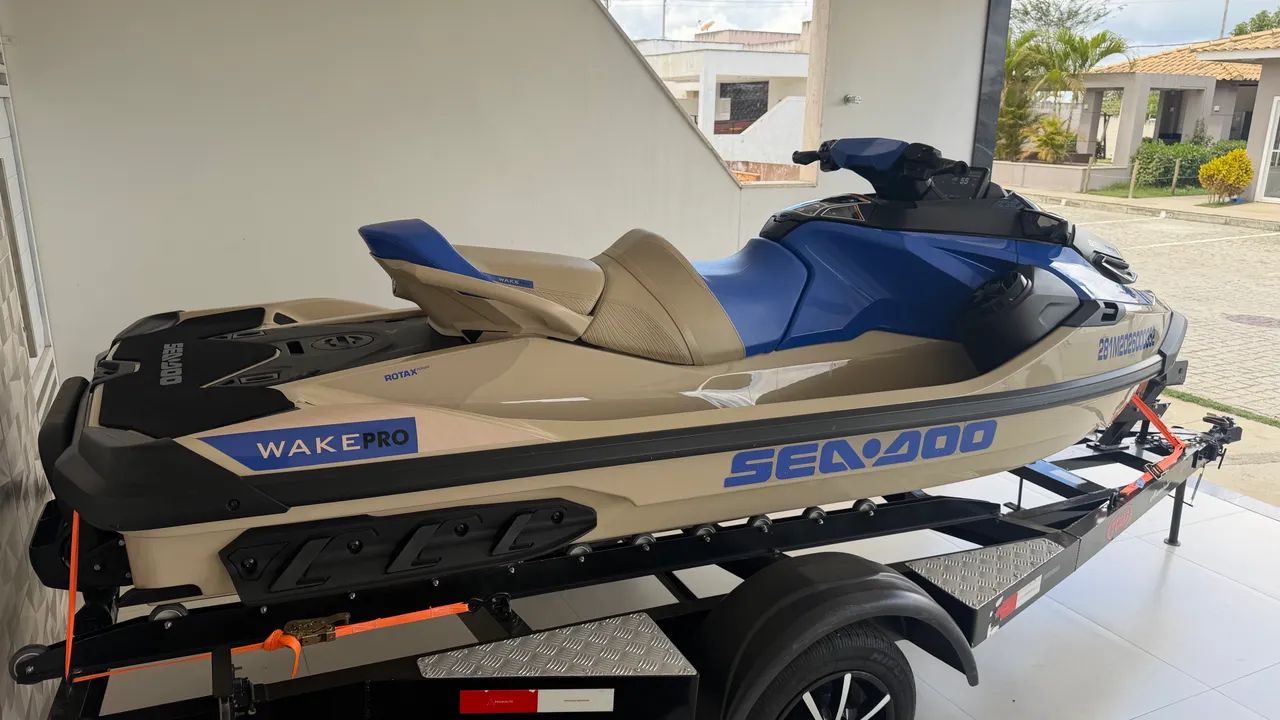 JET SKI SEADOO 230 WAKE PRO 2026 - Foto 8