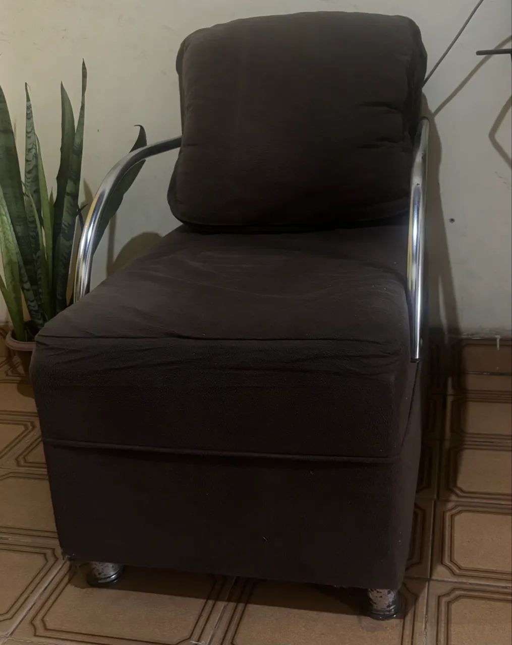 Vendo poltrona estofada 