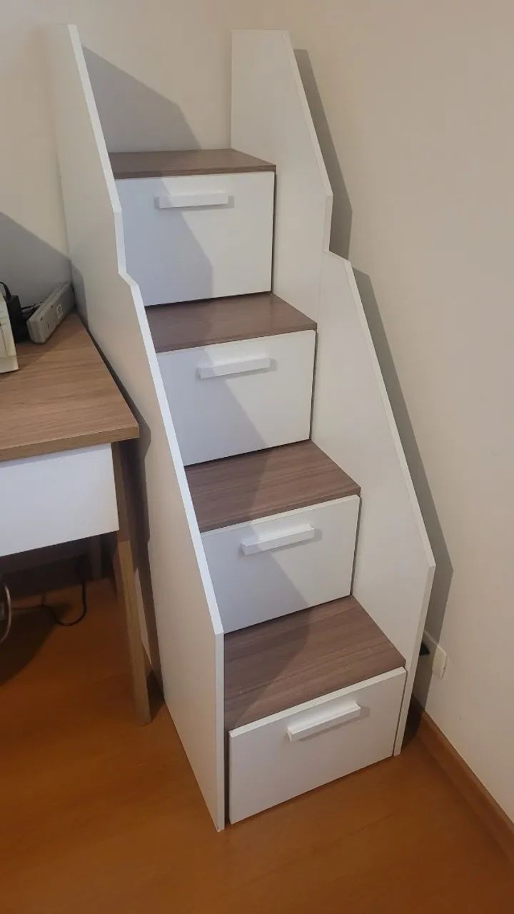 Escada para quarto planejado