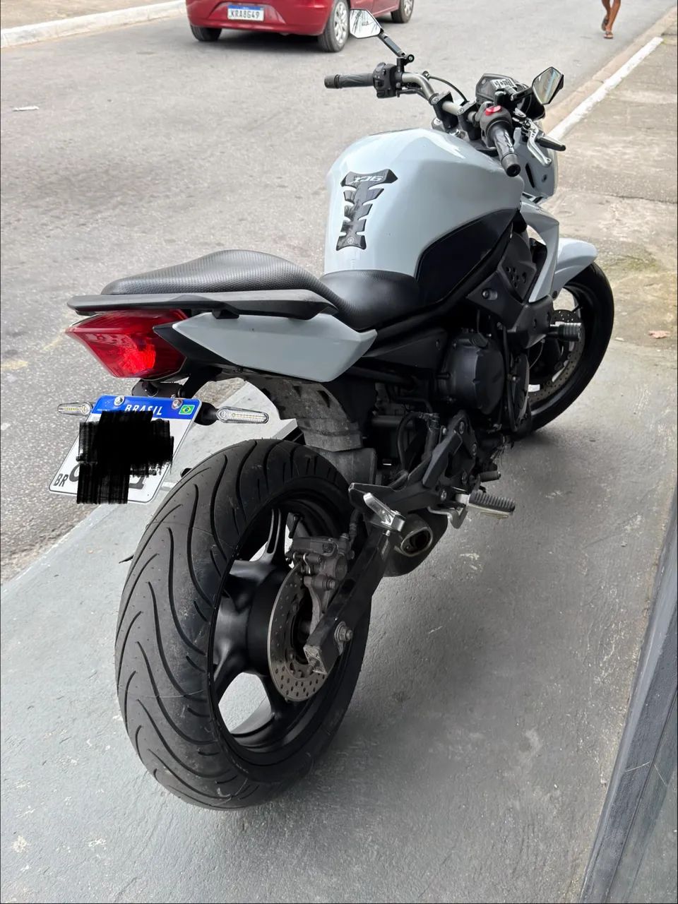XJ6 2012  - Foto 3