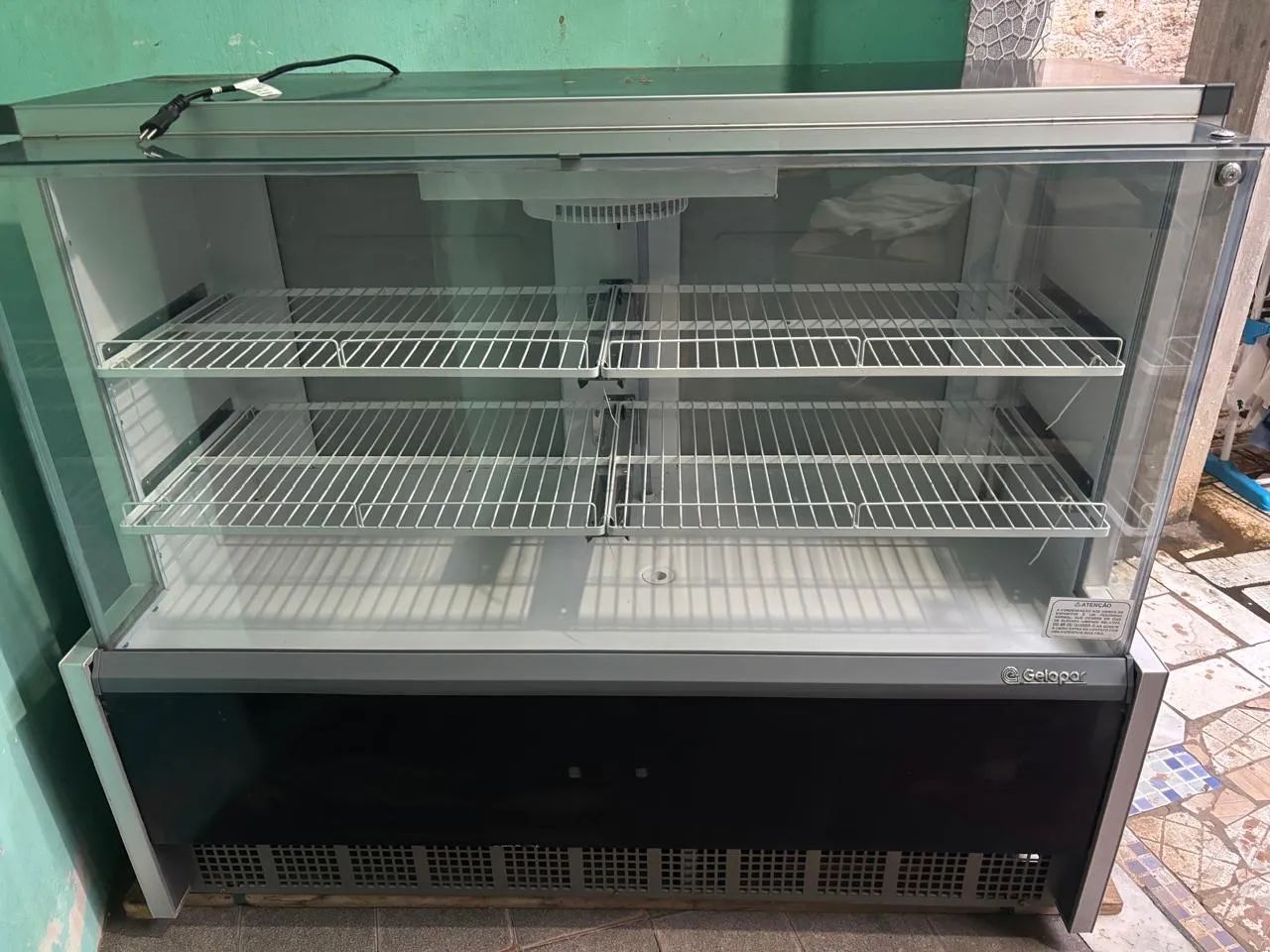 Vitrine refrigerada 