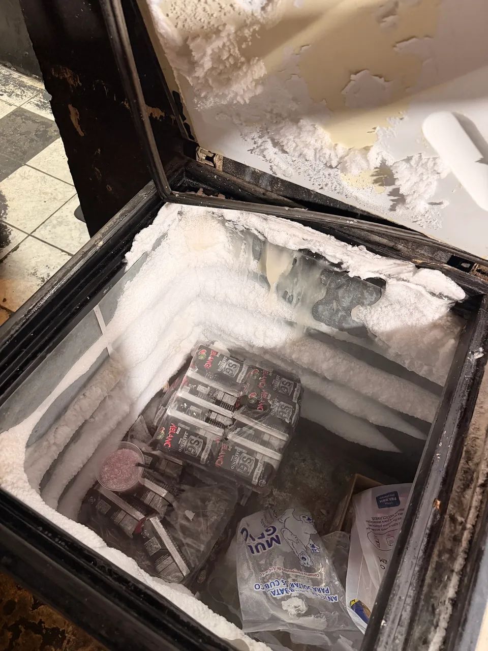 Vende-se freezer e expositoras  - Foto 5