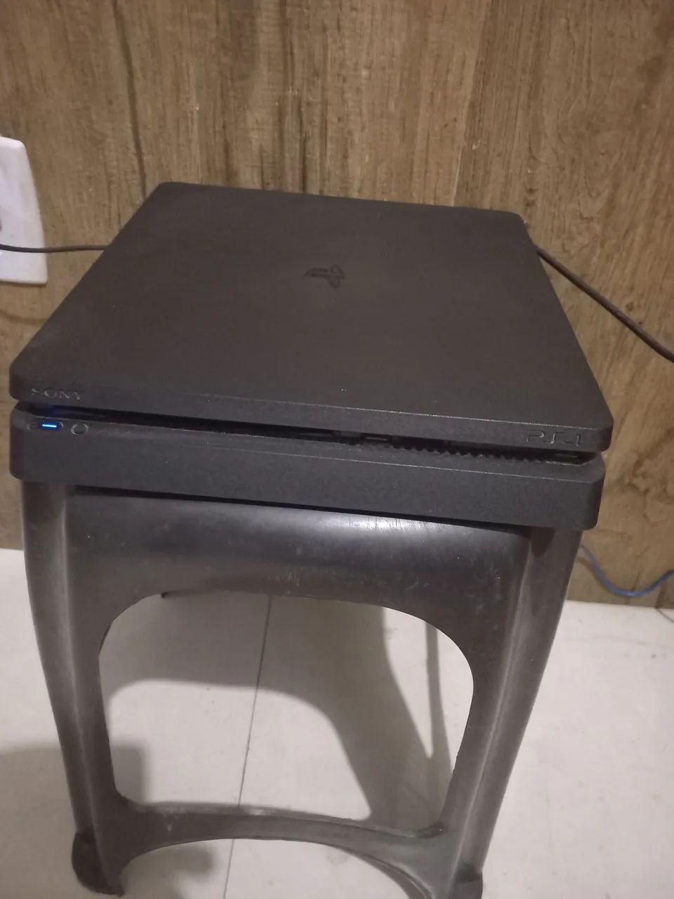 PS 4
