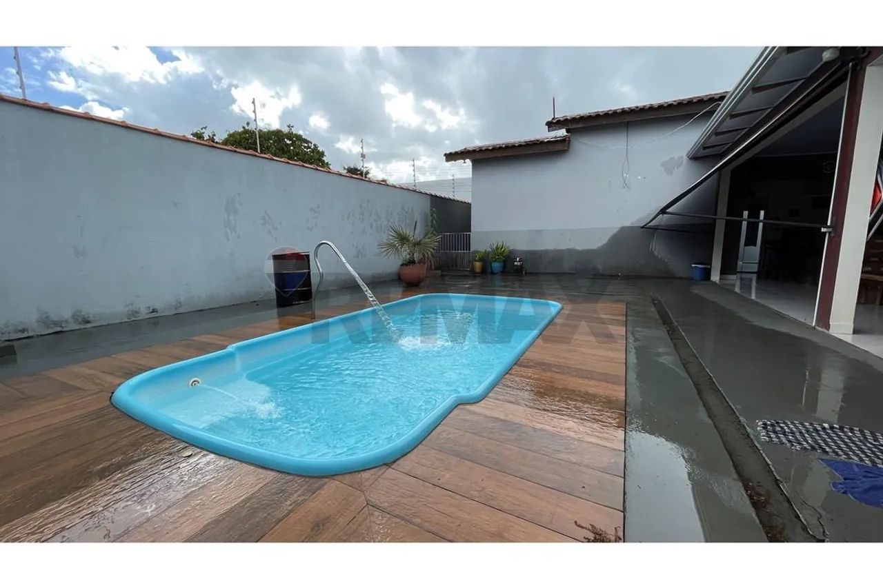 Conforto e Lazer: Casa com Piscina e Área Gourmet - Foto 3