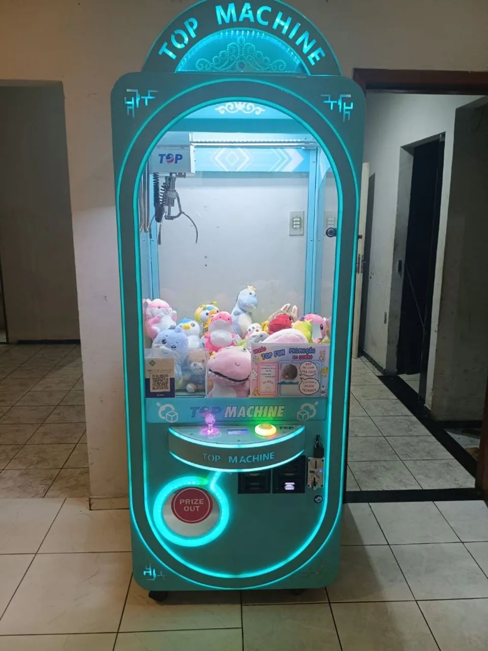 Vendo Máquina de Pelúcia - Tipo Grua  - Foto 3