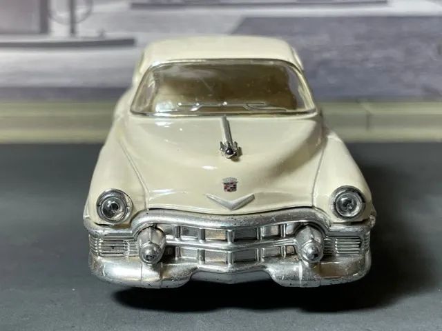 Cadillac ダンバリーミント1953 ミニカー ホワイト 全国どこでも送料無料！ ホワイト ミニカー ダンバリーミント1953