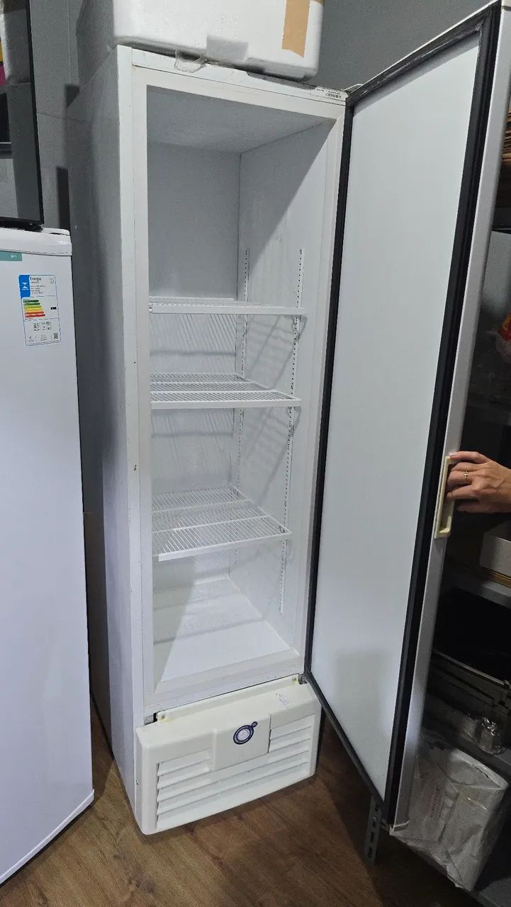 Freezer vertical  Fricon 284 litros - Foto 2