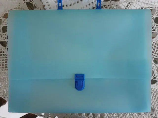 PASTA MALETA.  AZUL CELESTE. 