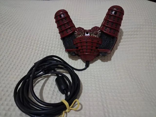 controle playstation 2 monstro tema samurai - Foto 4