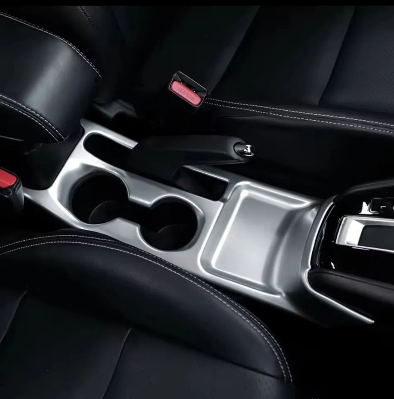 Case Cromada Porta Copos Nissan kicks 