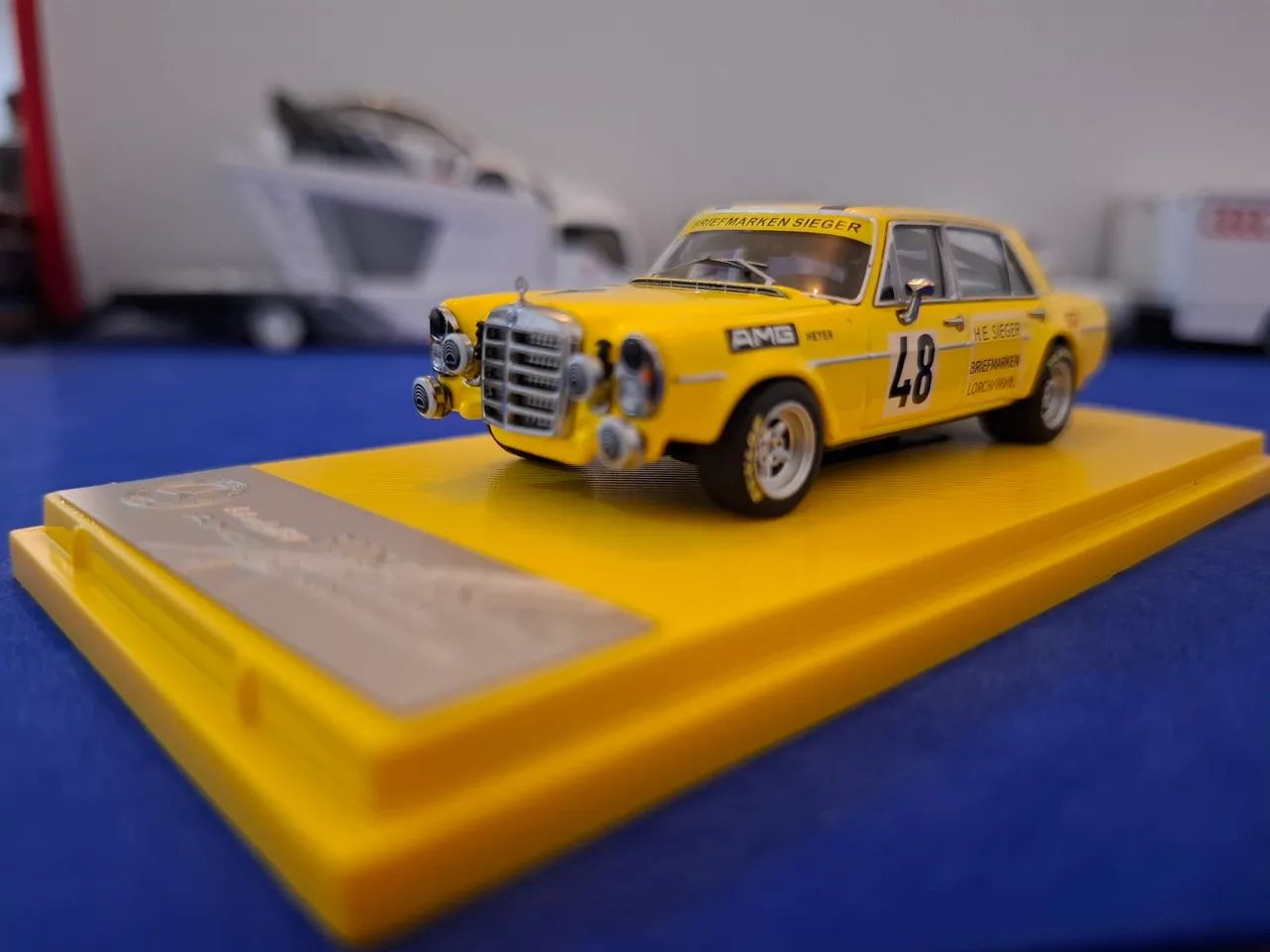 Miniatura Mercedes 300 6.8 AMG escala 1:64 Top!!! - Foto 6