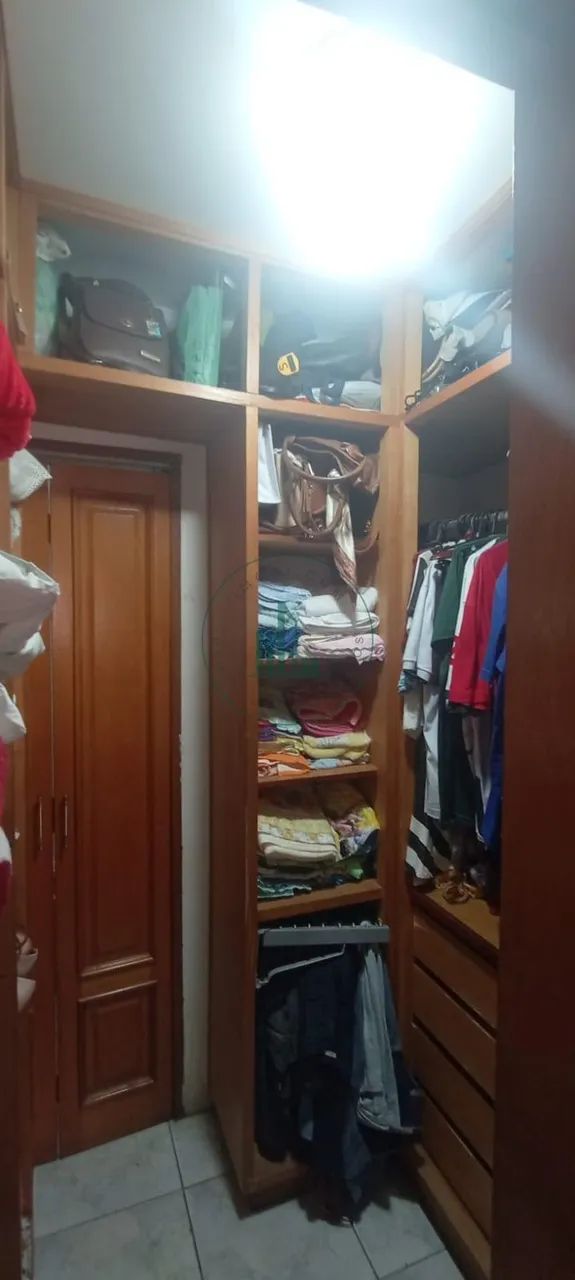 Casa com 4 Dormitórios, Suíte e Piscina - Foto 4