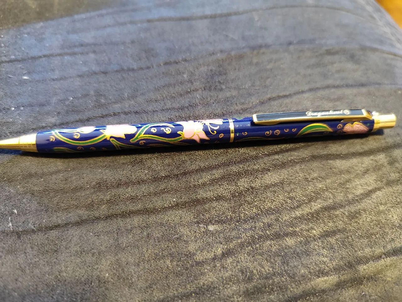 Lapiseira cloisonné vintage