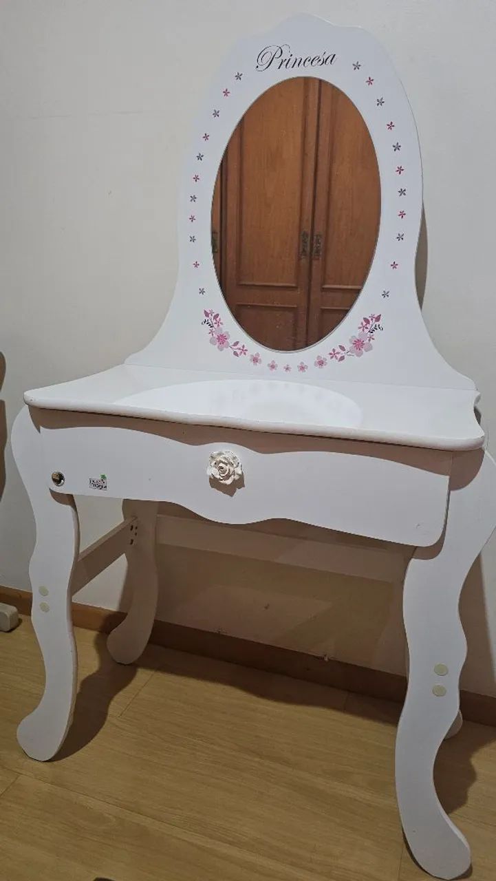 Penteadeira juvenil