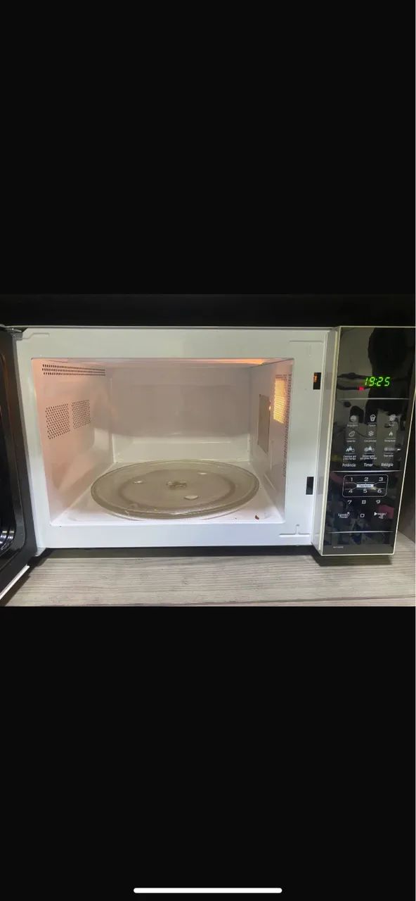 Vendo microondas novo 