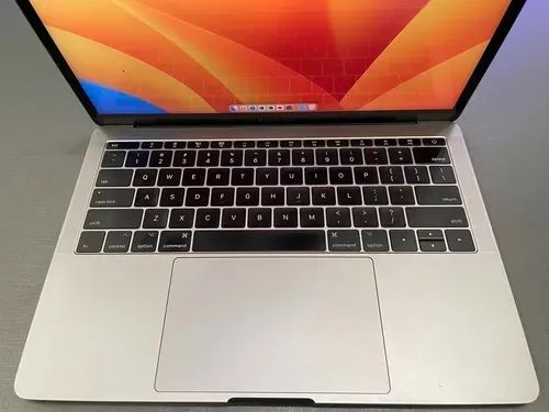 MacBook Pro (Early 2015) | I5 Dual Core | Tela Retina 13 polegadas