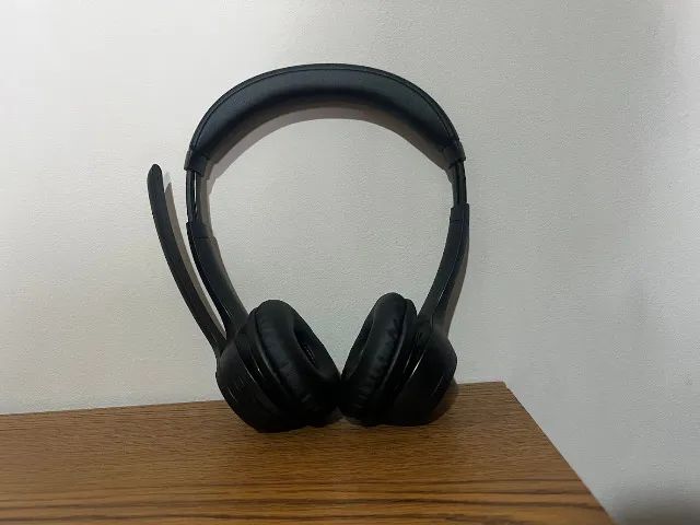 Headset Logitech Zone Vibe 305 com receptor