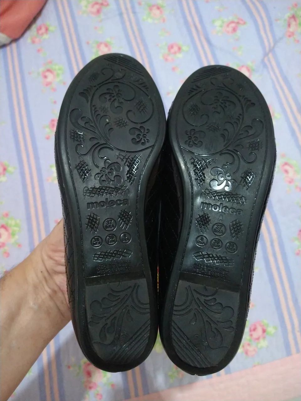 Sapatilha Moleca preta com laço frontal Nova - N° 37 - Foto 3
