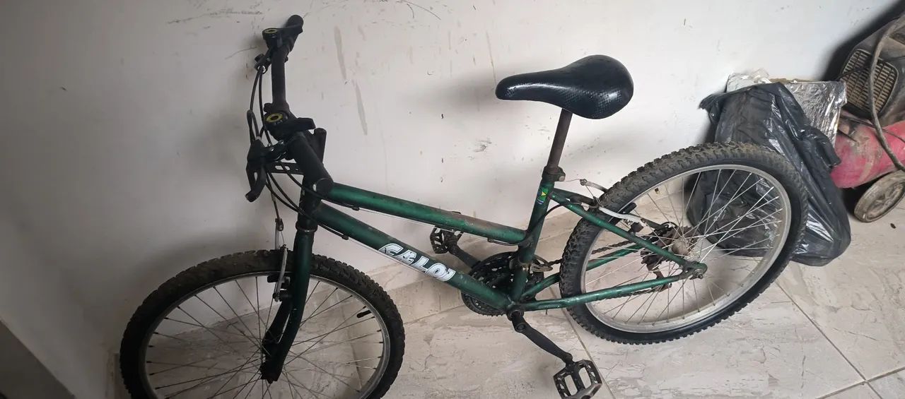 Bicicleta aro 24 com marcha