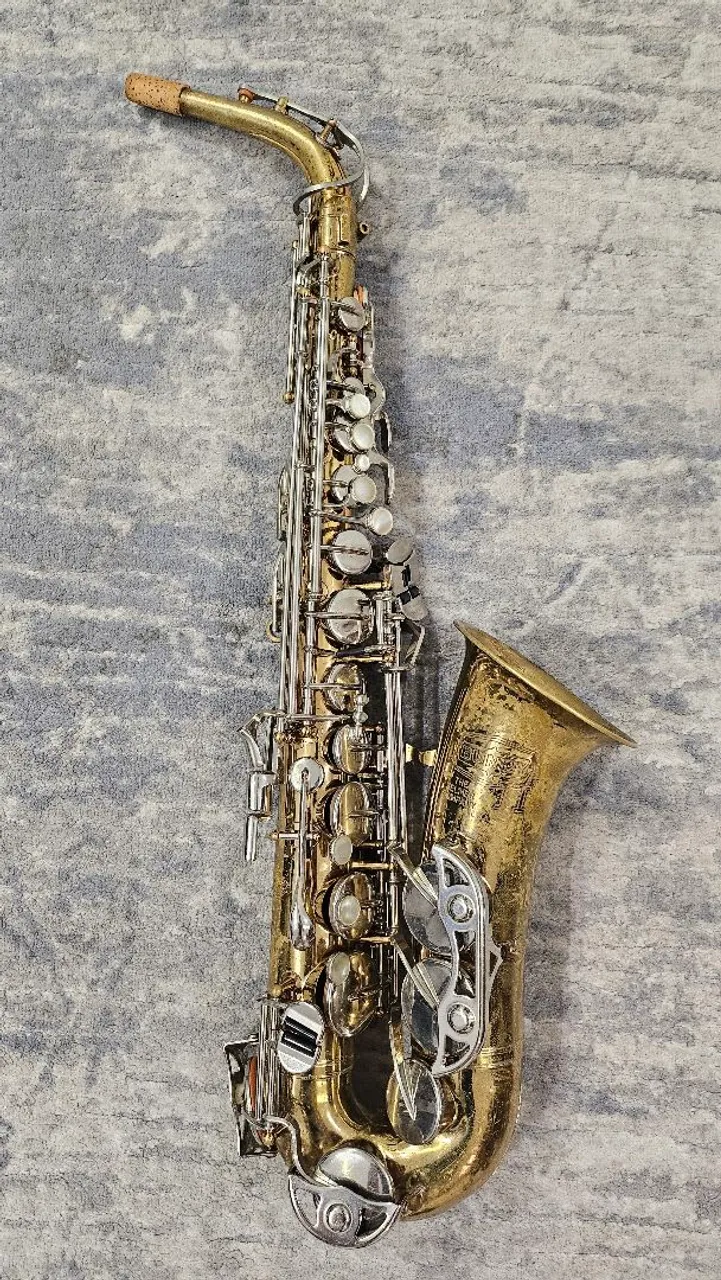 sax vintage