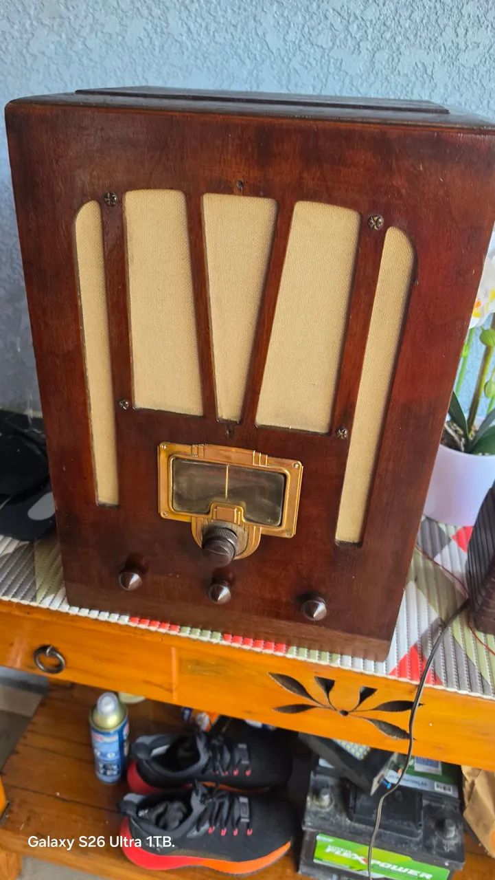 RADIO ANTIGO RCA USA. RARIDADE - Foto 2