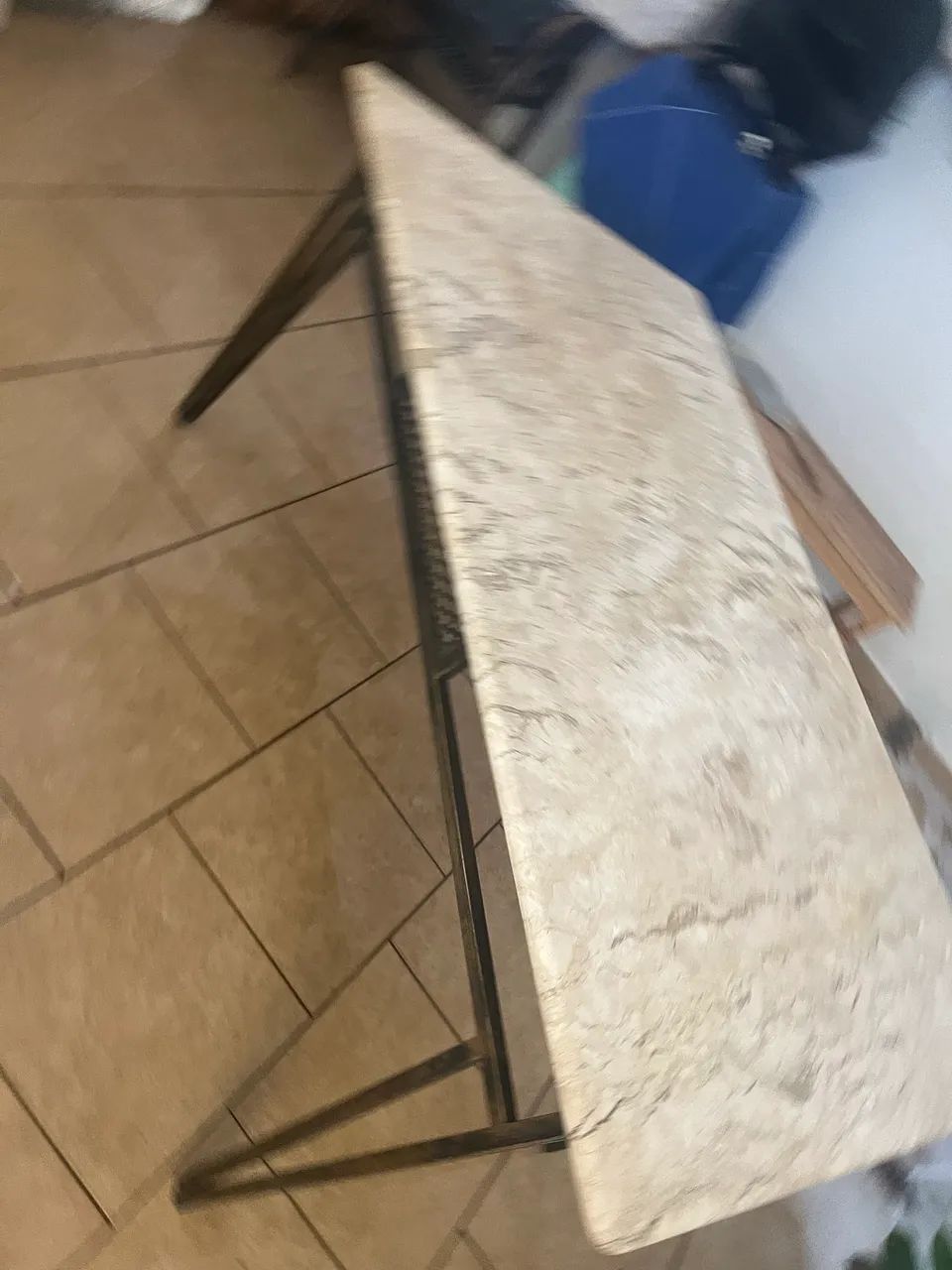 MESA COM CADEIRAS DE FERRO - Foto 2