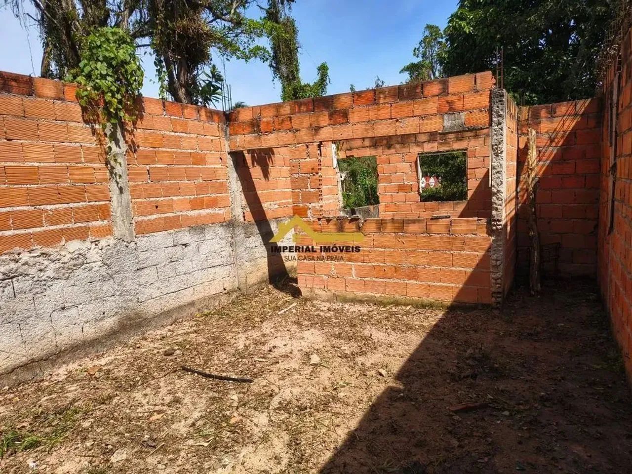 À VENDA - TERRENO NO BAIRRO MORRO DO ALGODÃO EM CARAGUATATUBA-SP
