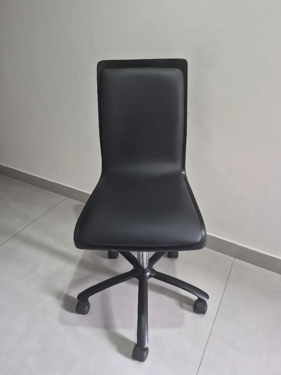 VENDO CADEIRA DE ESCRITÓRIO  - Foto 3