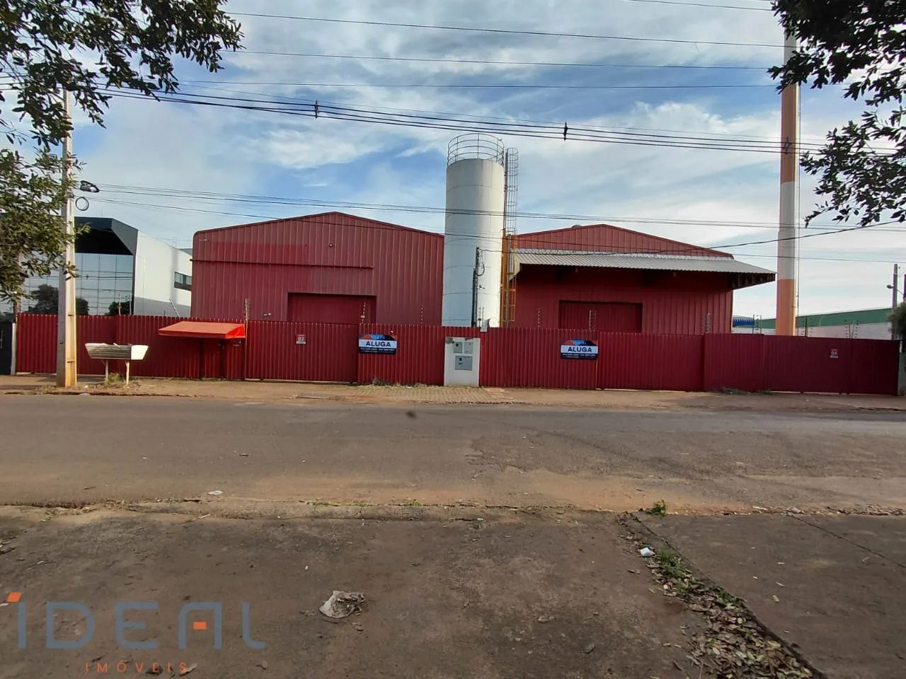 Barracão para alugar no bairro Parque Industrial Bandeirantes - Maringá/PR