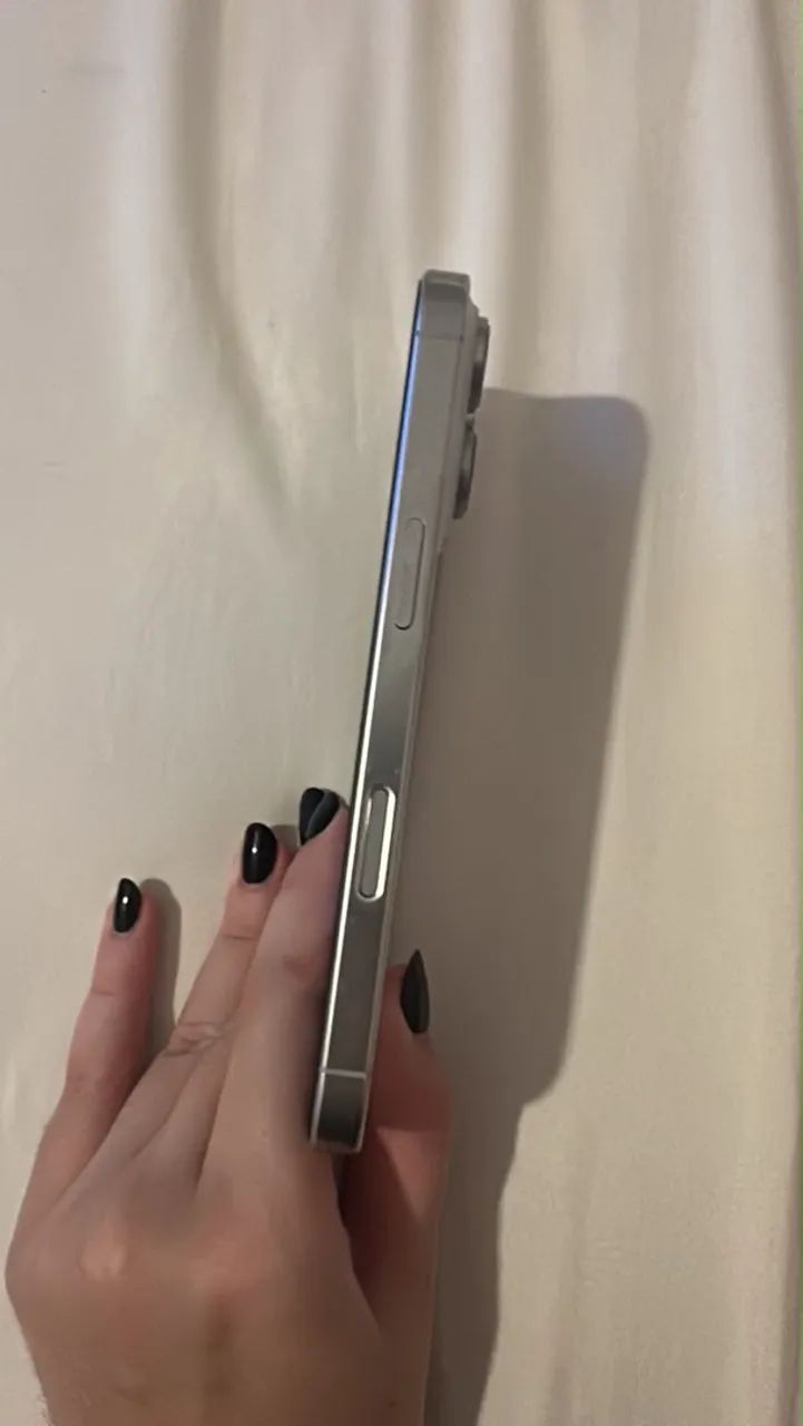 iPhone 16 pro 256gb - Foto 2