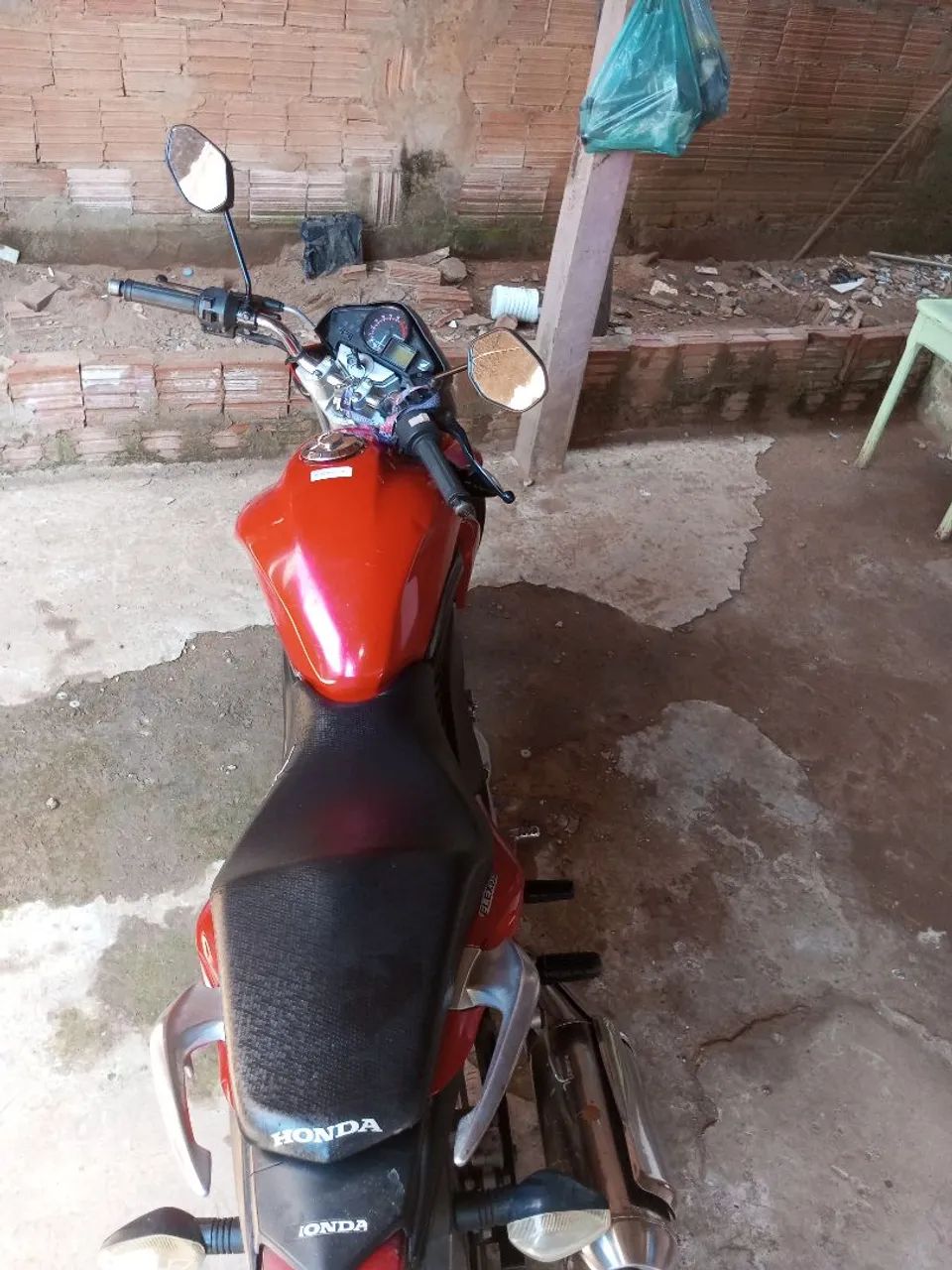 Honda CB 300R 2015 conservada e documentada - Foto 2