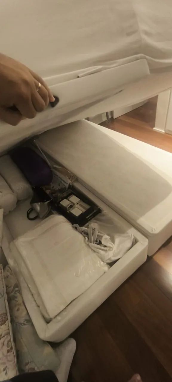 Cama Queen com Baú + Cabeceira + Colchão Sankonfort - Estado de Nova - Foto 3