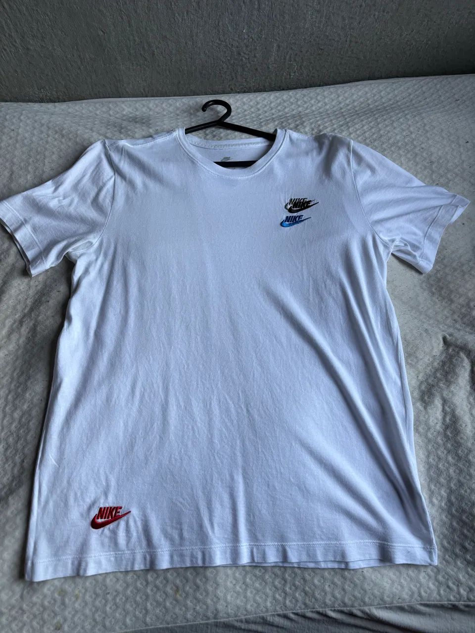 Camiseta Nike multi swoosh