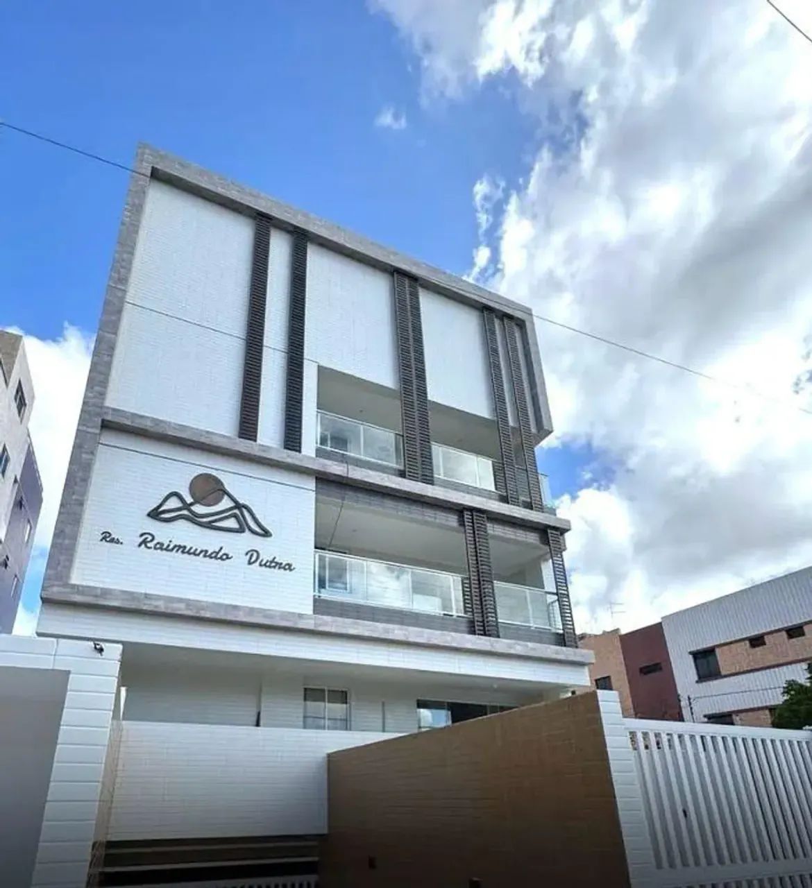LINDO APARTAMENTO NO BANCÁRIOS - Foto 2