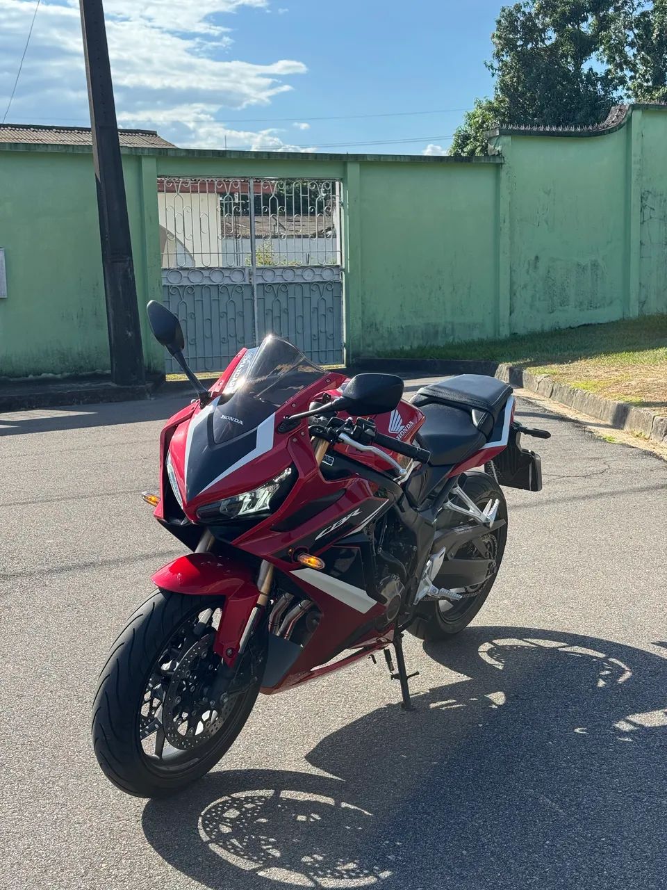 CBR 650R 2023 - Foto 4