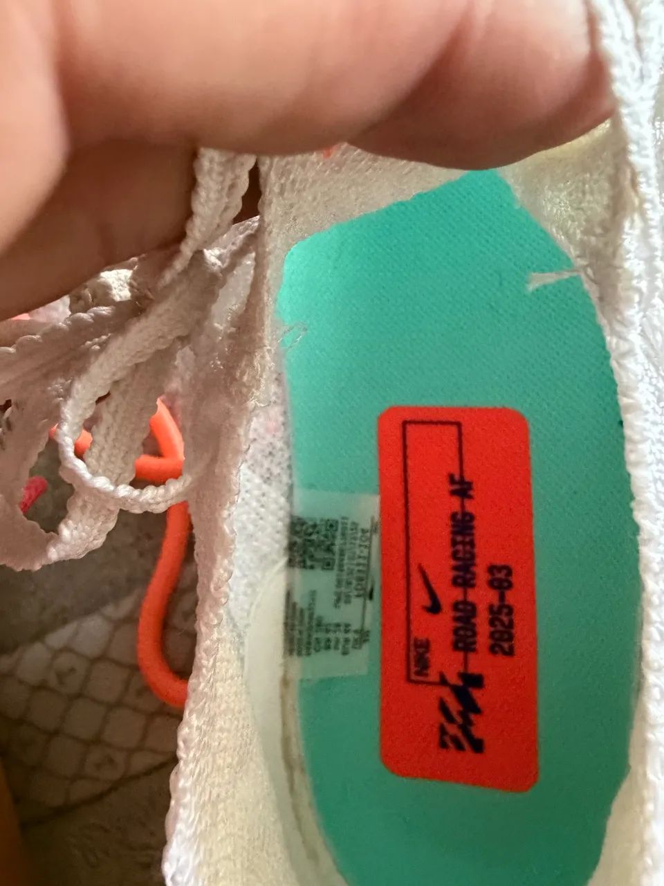 NIKE AIR ZOOM ALPHAFLY 3 - ORIGINAL COM NOTA FISCAL TAMANHO 42 | ESTADO IMPECÁVEL  - Foto 3