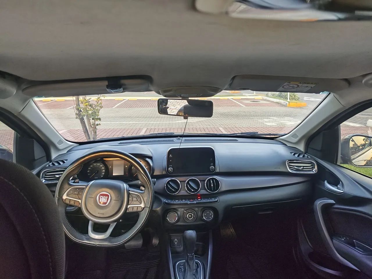Fiat Cronos Precision 1.8 16V Flex Aut. 2019 - Foto 4