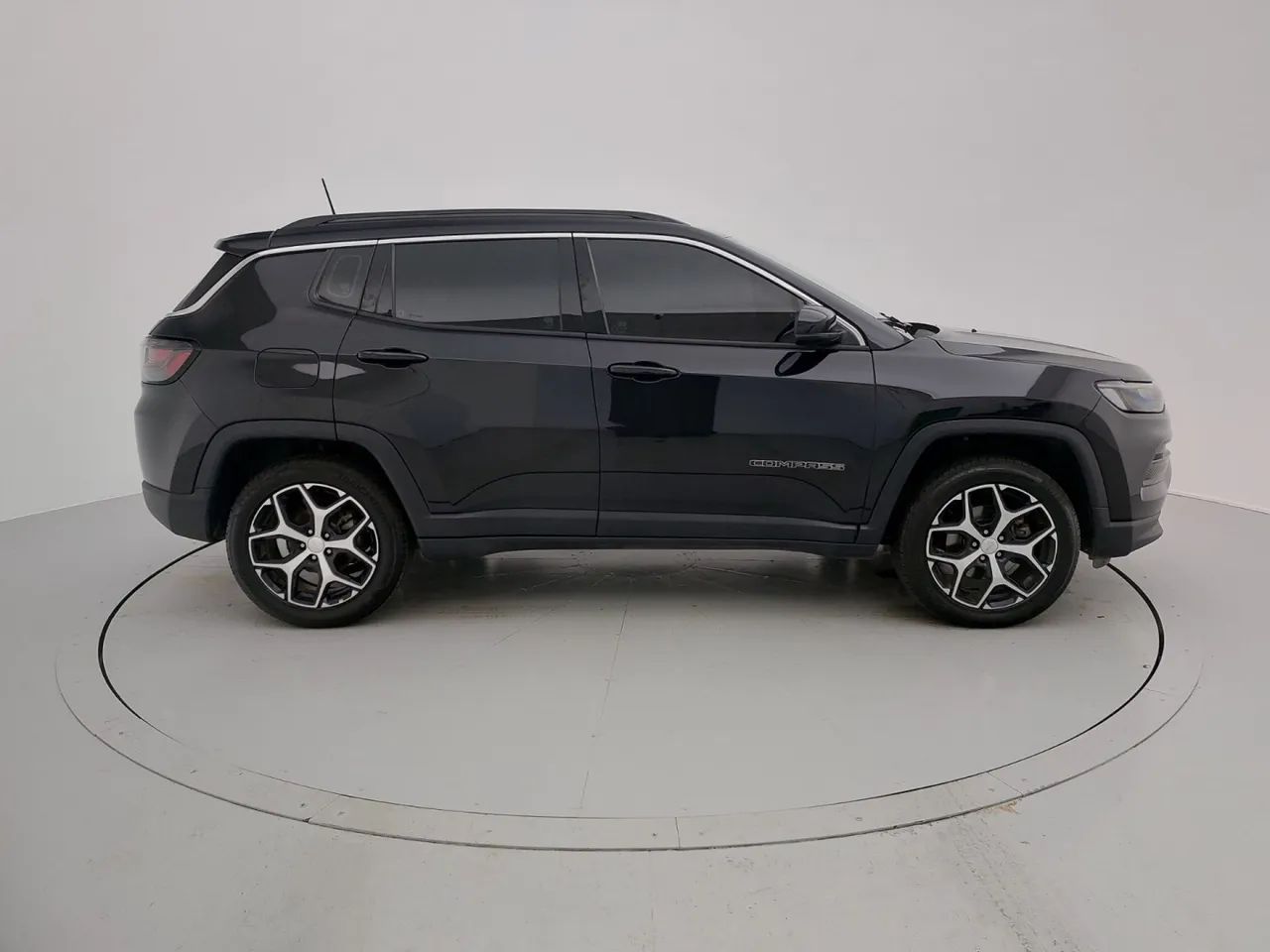 Jeep Compass LONG. T270 1.3 TB 4x2 Flex Aut., foto 6 de 18