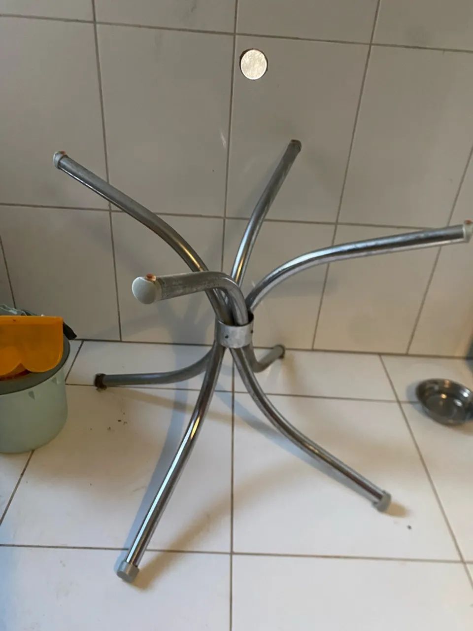 Mesa base de alumínio com tampo vídeo vermelho  - Foto 3