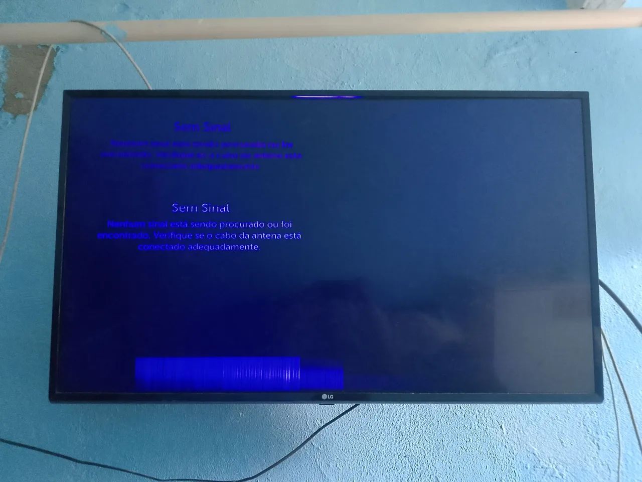 Tv Smart LG 45 polegadas pra tira peças, com problema só na tela o resto funciona normal  - Foto 2