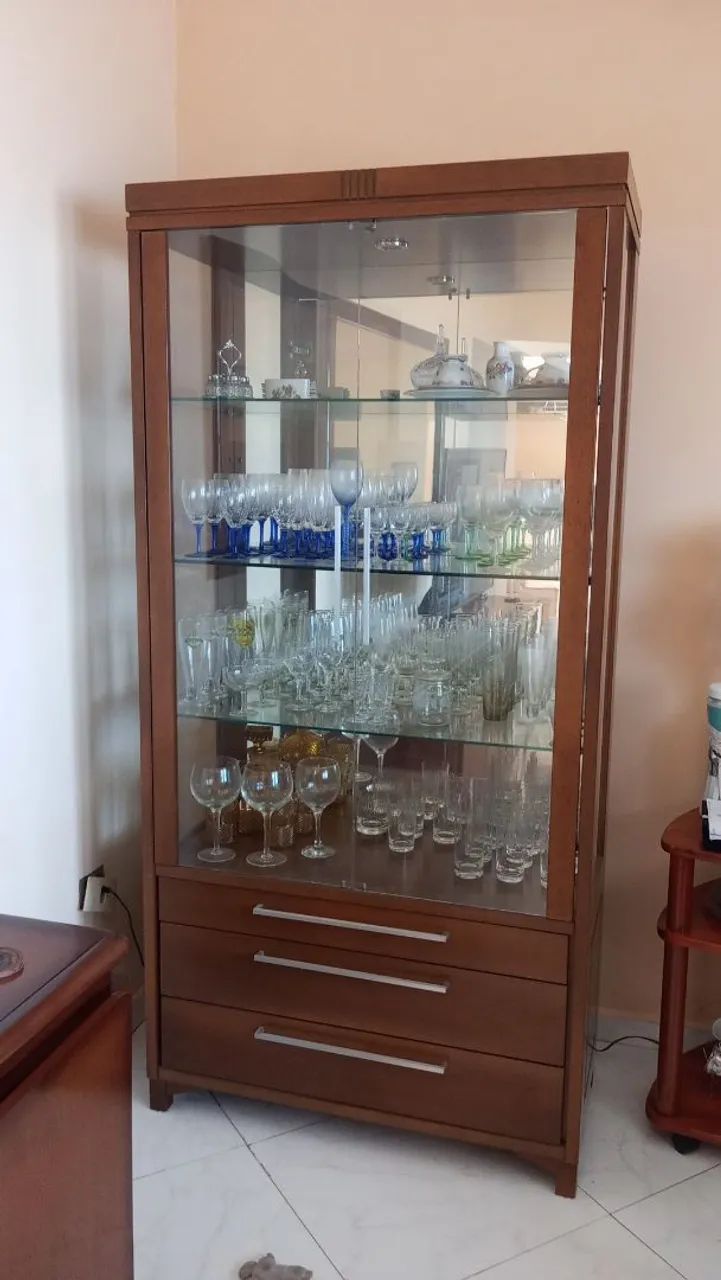 Vende-se cristaleira - Foto 5