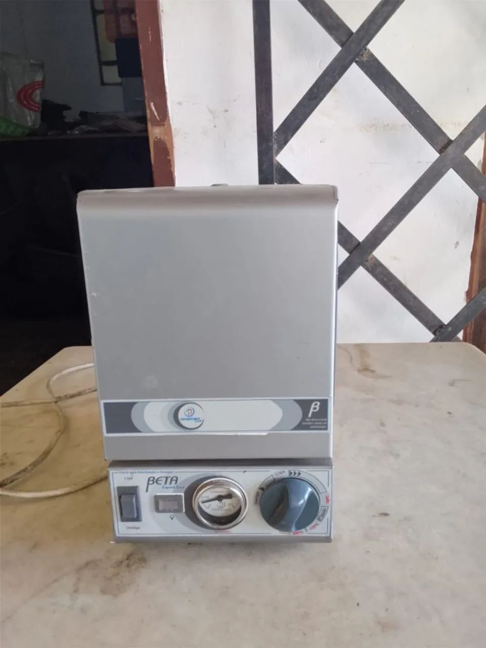 Vendo estufa esterilizadora de alicate de cutícula 