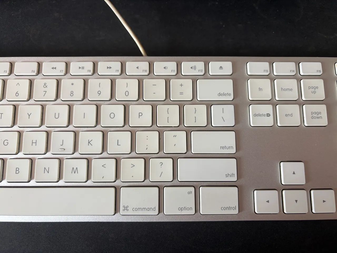 Teclado Apple MAC com fio A1243
