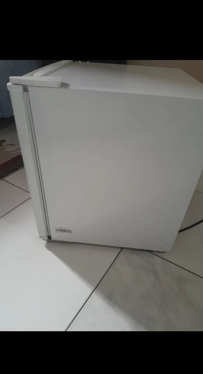 Frigobar Midea 45 litros  - Foto 3
