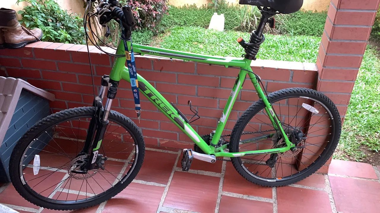 Bike TREK americana importada 22,5 polegadas