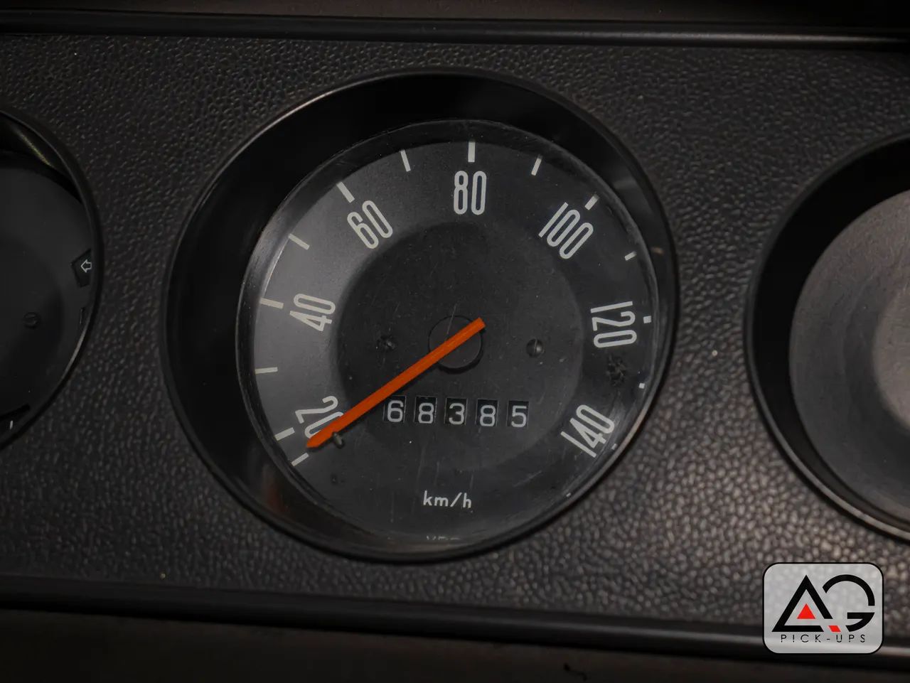 Volkswagen Kombi Standard/ Luxo/ Série Prata, foto 3 de 20