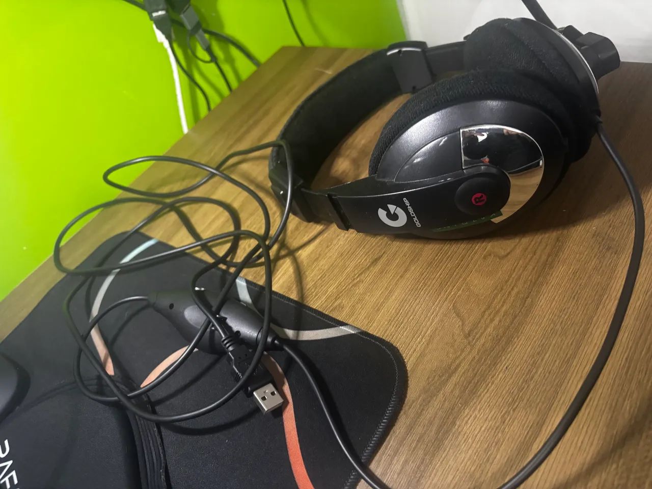 Headset Over-Ear com Microfone - P3/USB