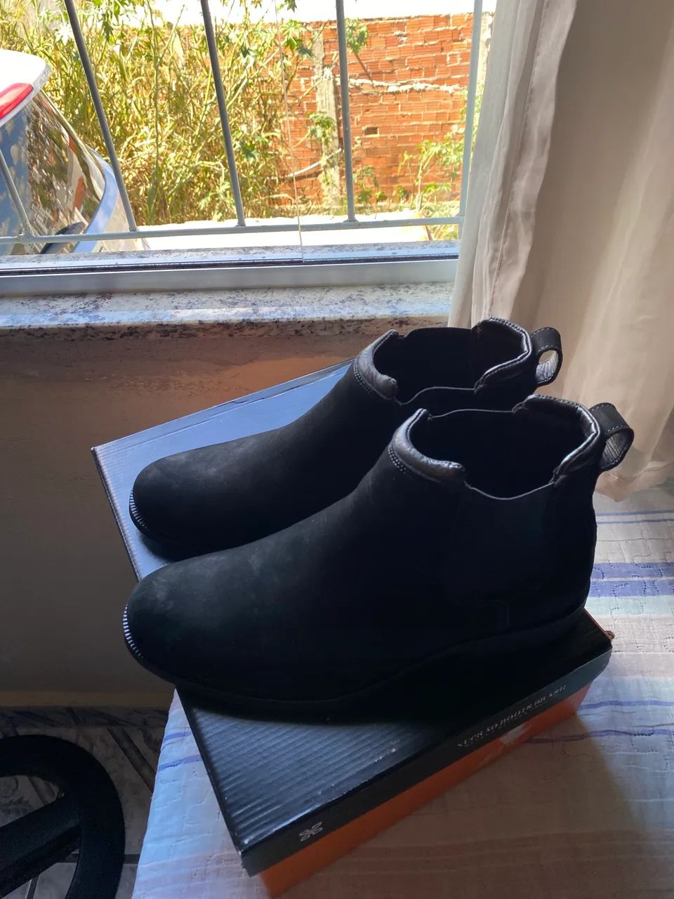 Bota de couro Nova