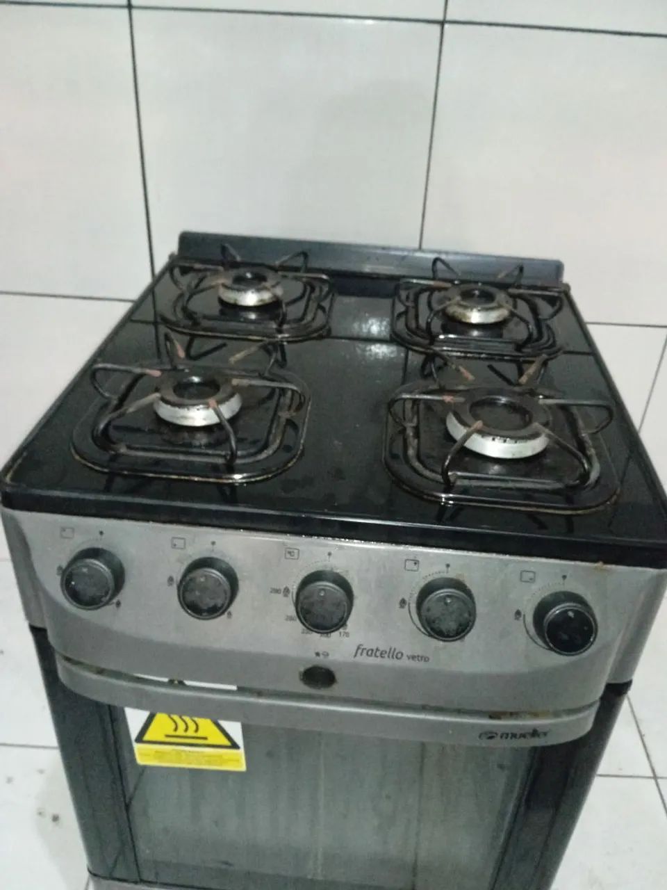 Fogão 4 bogas Usado - Foto 2